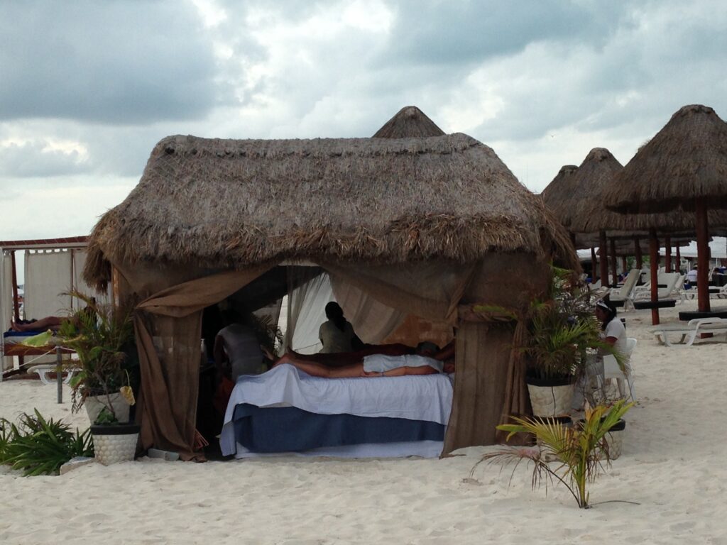 beach massages in mexico