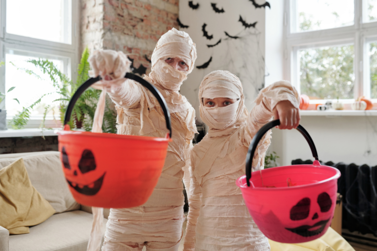 How To Save Money On Halloween Costumes SavingK