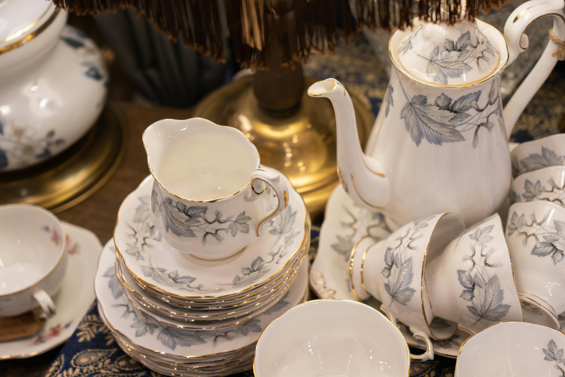 fine porcelain dinnerware